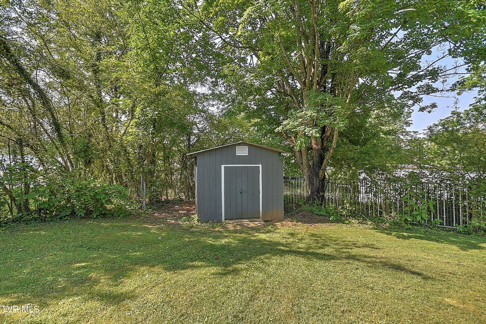 Photo #52: 421 Hill Park Drive