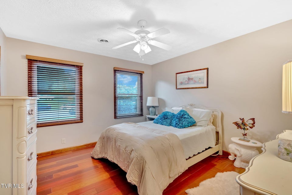 Photo #23: 115 Countryshire Court