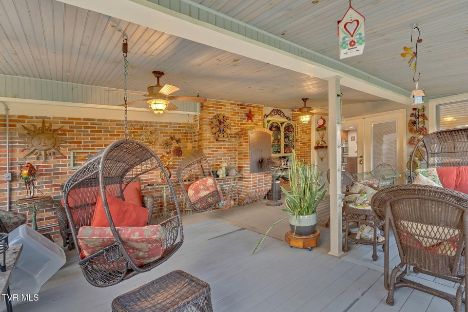 Photo #36: 115 Countryshire Court