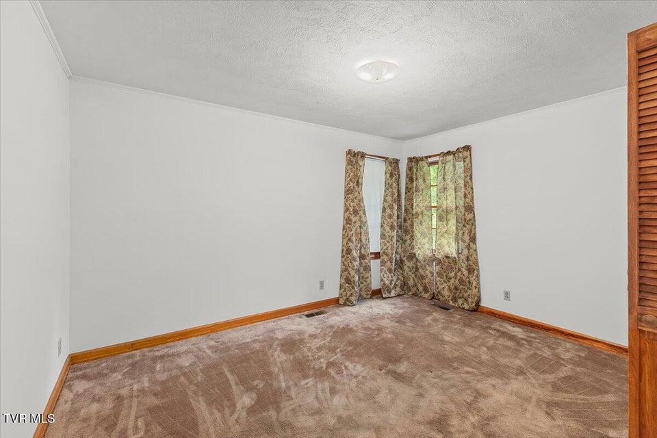 Photo #20: 104 & 106 Hickory Drive