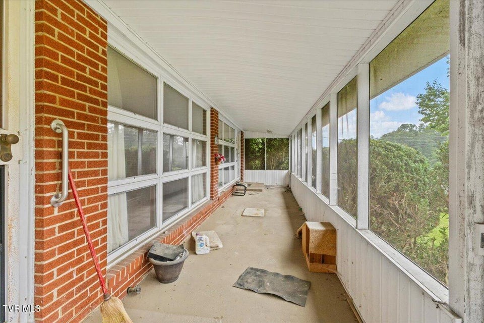 Photo #11: 104 & 106 Hickory Drive