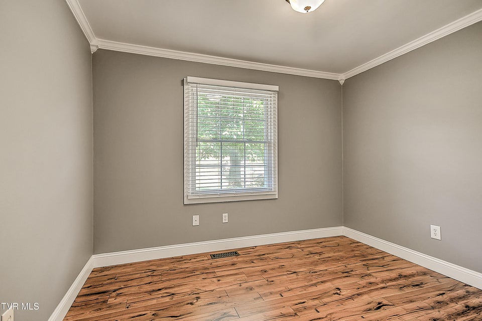 Photo #7: 19577 Greenbriar Drive