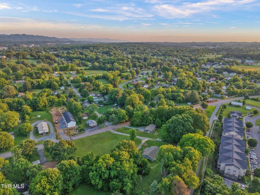 Photo #14: 1318 Lakeview Drive