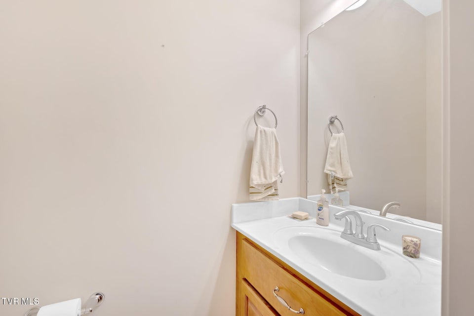 Photo #28: 1162 Glen Abbey Way