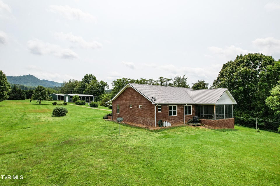 Photo #4: 872 Doyle Davis Road