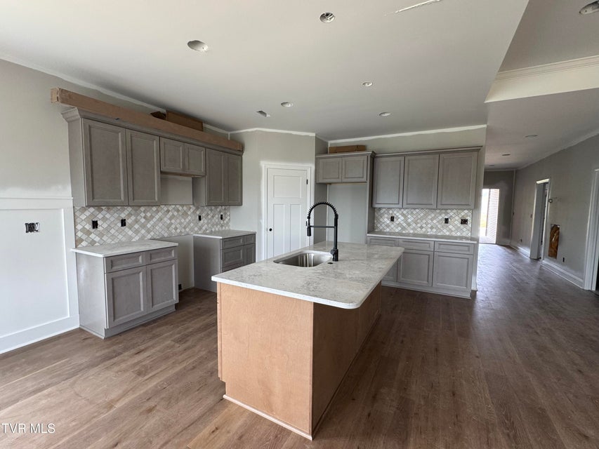 Photo #8: 126 Dry Kiln Court