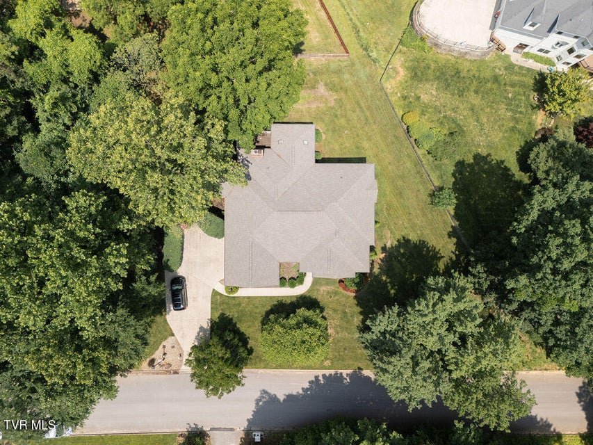 Photo #4: 204 Shadowood Drive