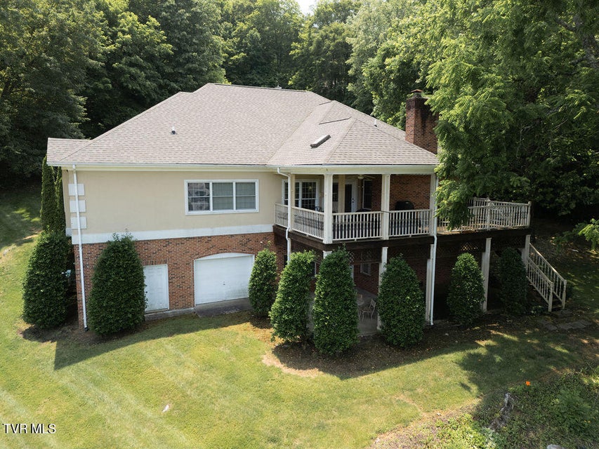 Photo #3: 204 Shadowood Drive