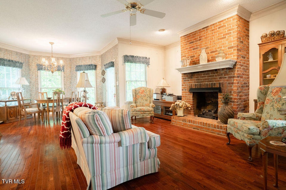 Photo #14: 204 Shadowood Drive