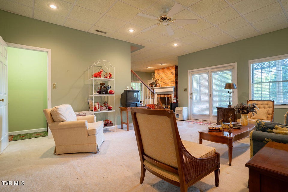 Photo #42: 204 Shadowood Drive