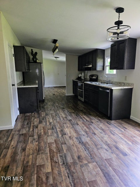 Photo #14: 8929 Gateway Drive