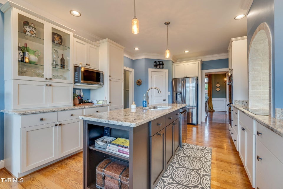 Photo #14: 601 Tomahawk Drive