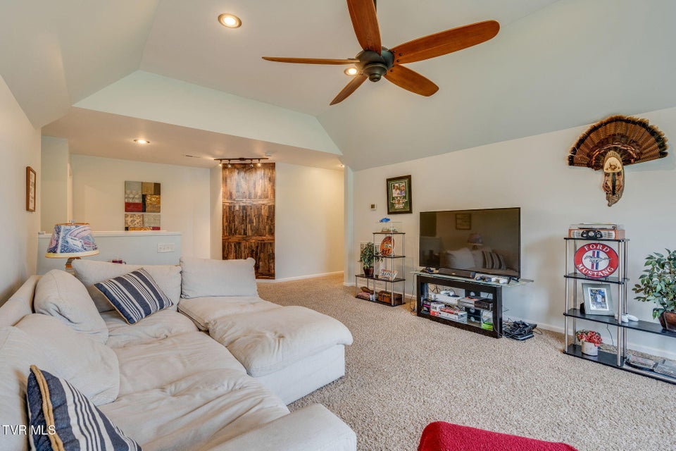 Photo #31: 601 Tomahawk Drive