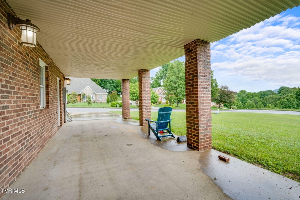 Photo #51: 601 Tomahawk Drive