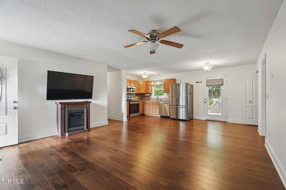 Photo #7: 114 Hall Rd
