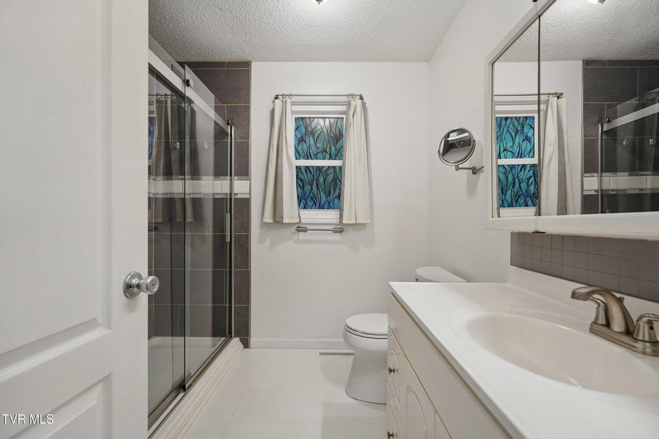 Photo #11: 114 Hall Rd