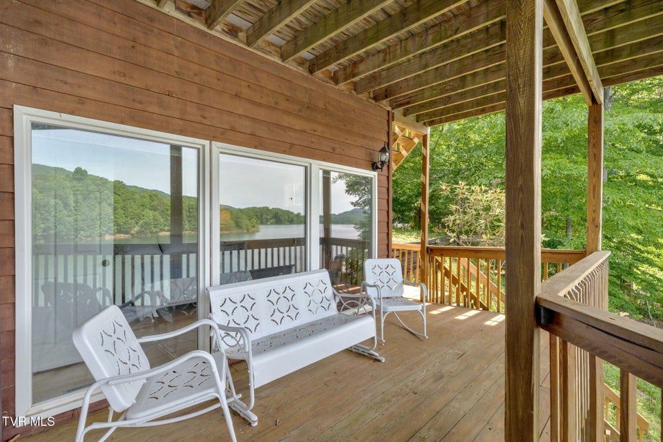 Photo #15: 310 Cove Ridge Lane