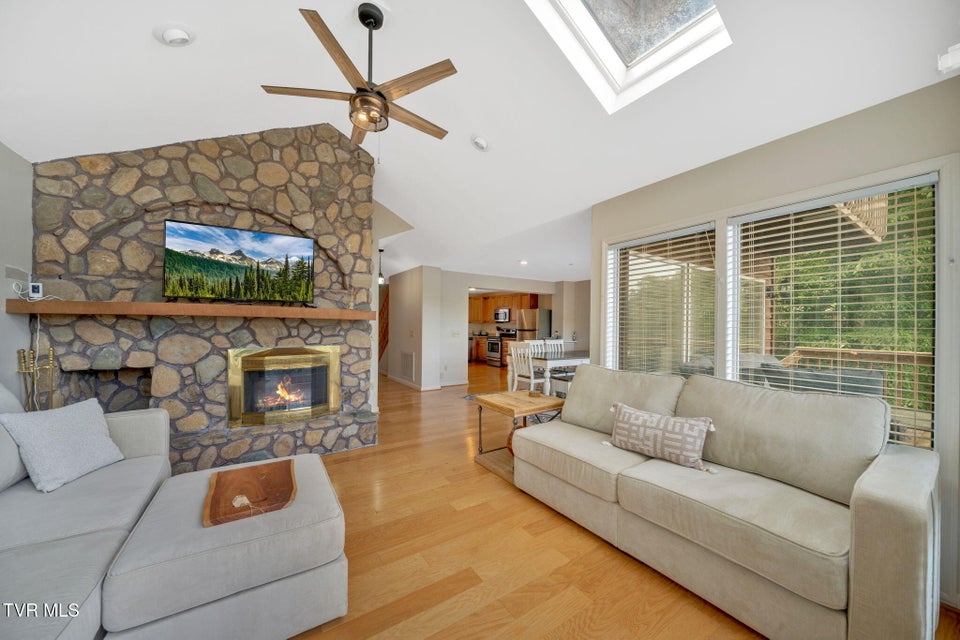 Photo #38: 310 Cove Ridge Lane