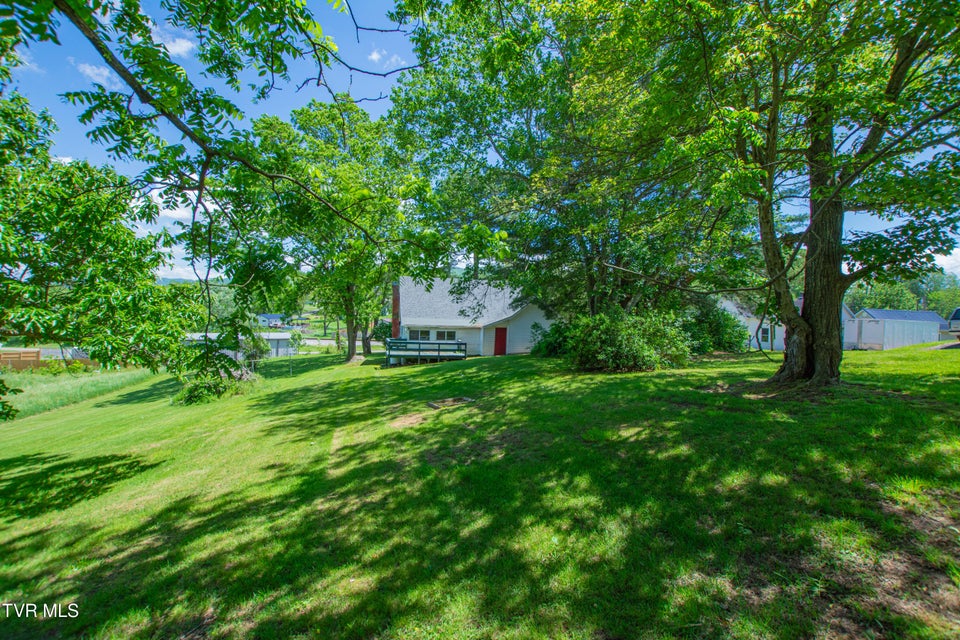 Photo #30: 990 Jefferson Street