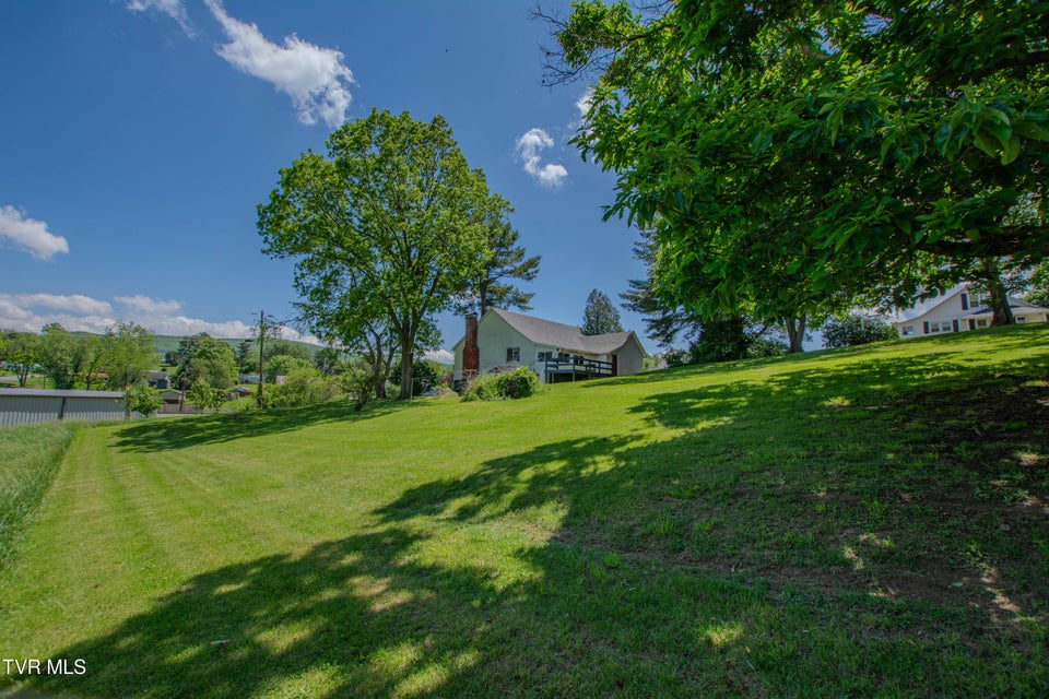 Photo #31: 990 Jefferson Street