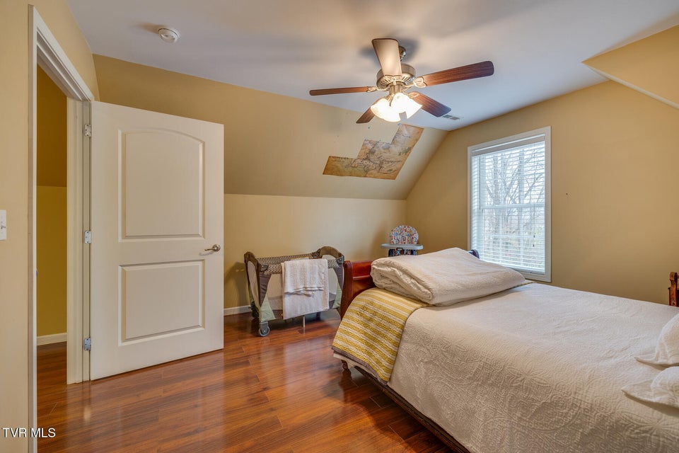 Photo #26: 113 Ridgecrest Drive