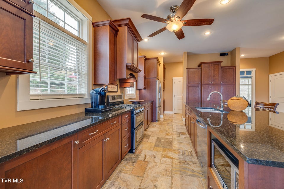 Photo #16: 113 Ridgecrest Drive