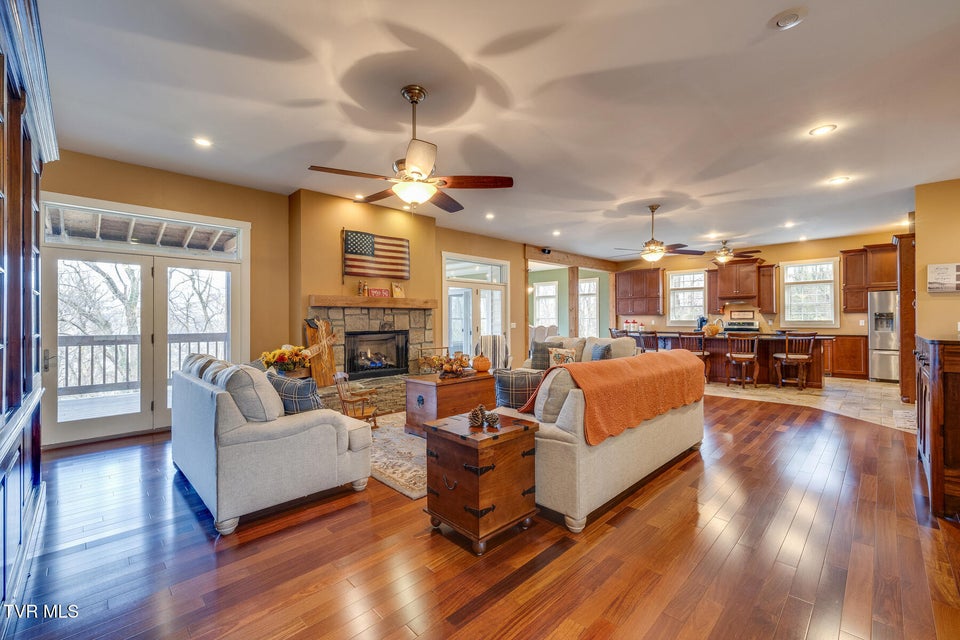 Photo #7: 113 Ridgecrest Drive