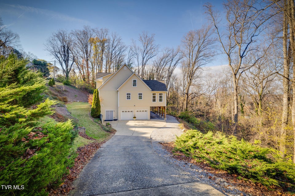 Photo #43: 113 Ridgecrest Drive