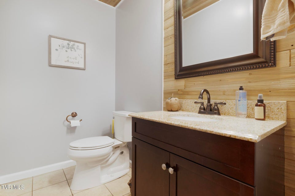 Photo #17: 605 Redstone Dr 