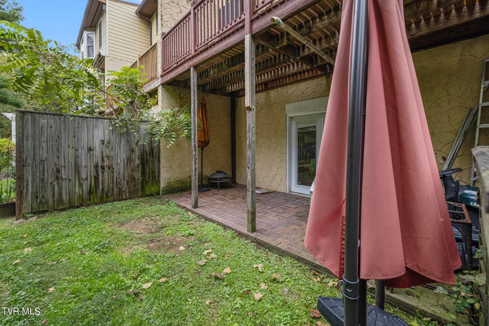 Photo #32: 605 Redstone Dr 