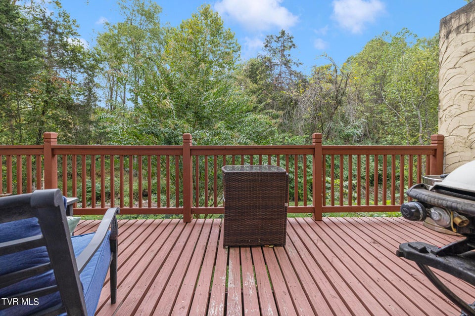 Photo #37: 605 Redstone Dr 