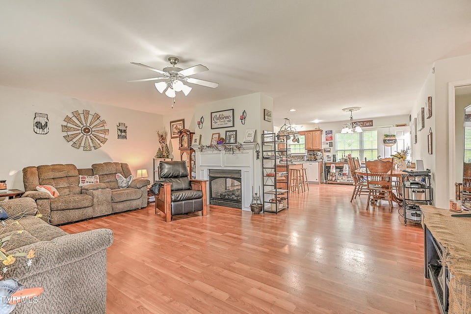 Photo #8: 1495 Fishpond Road