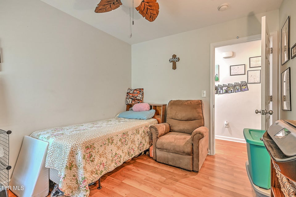 Photo #18: 1495 Fishpond Road