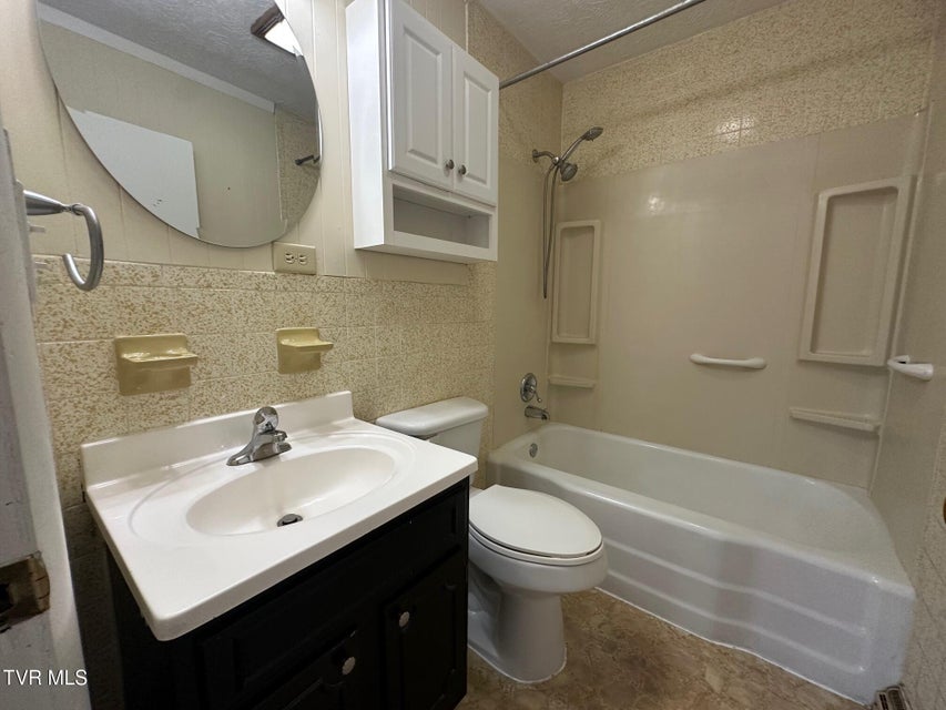 Photo #28: 1238 Holyoke Street