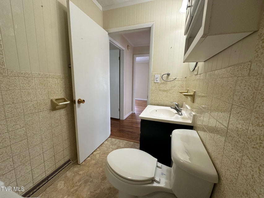 Photo #29: 1238 Holyoke Street