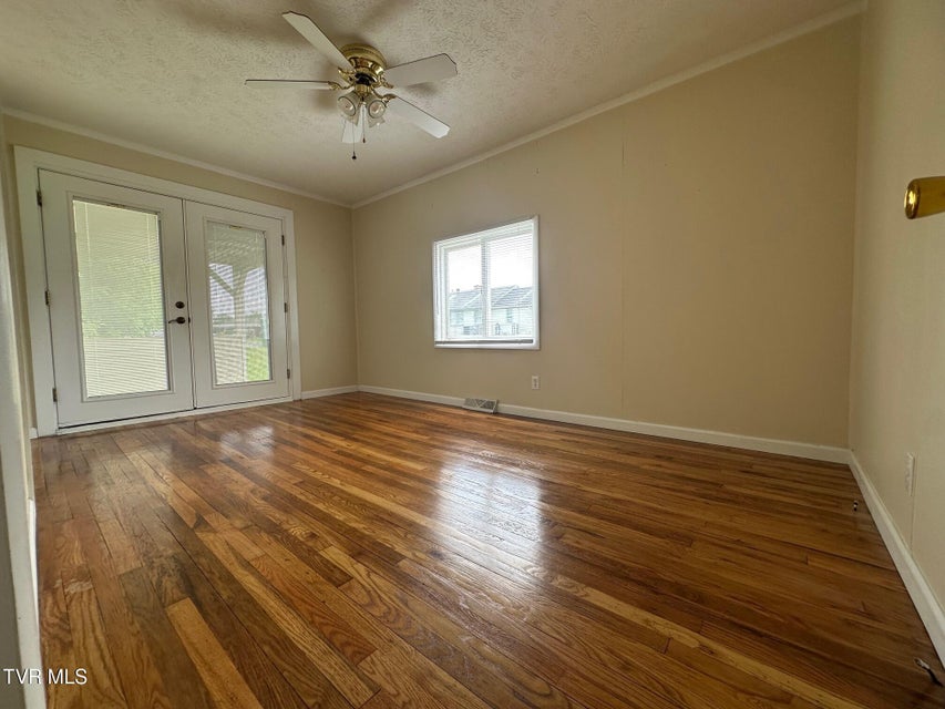 Photo #23: 1238 Holyoke Street