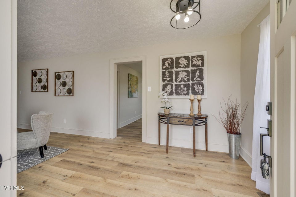 Photo #5: 53 Tremont Place