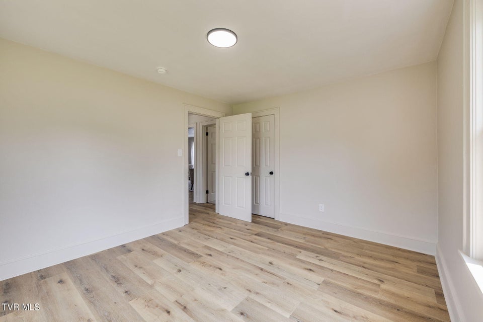 Photo #20: 53 Tremont Place