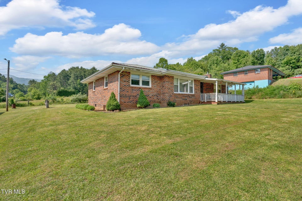 Photo #19: 125 Dogwood Lane