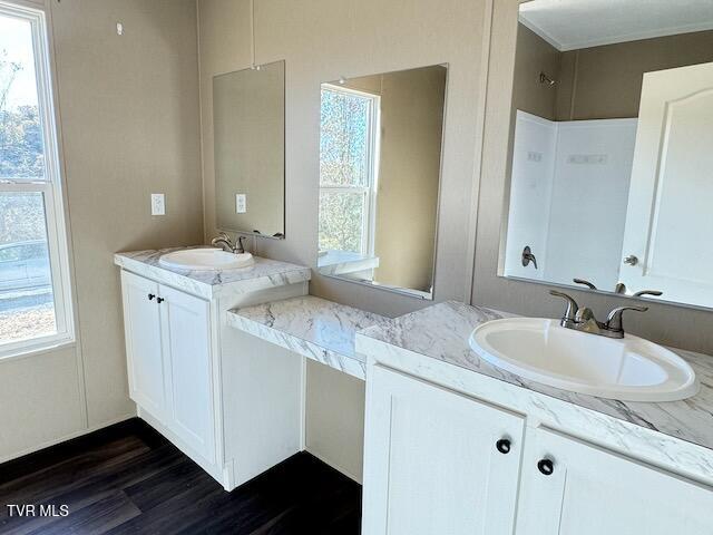 Photo #28: 7615 Snapps Ferry Road