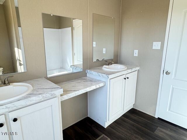 Photo #29: 7615 Snapps Ferry Road