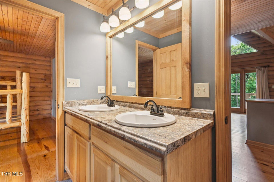 Photo #14: 9245 Mendota Road