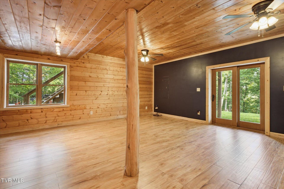 Photo #22: 9245 Mendota Road