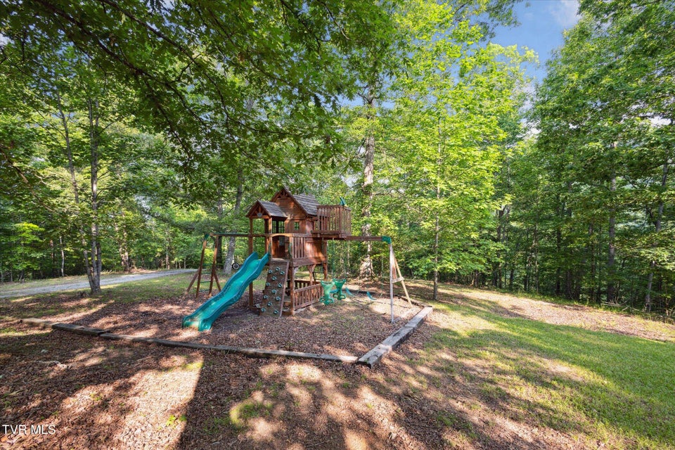 Photo #4: 9245 Mendota Road