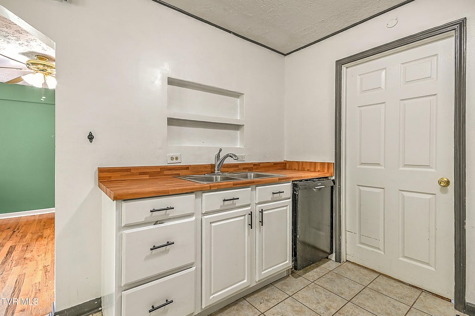 Photo #8: 125 Cedar Valley Road