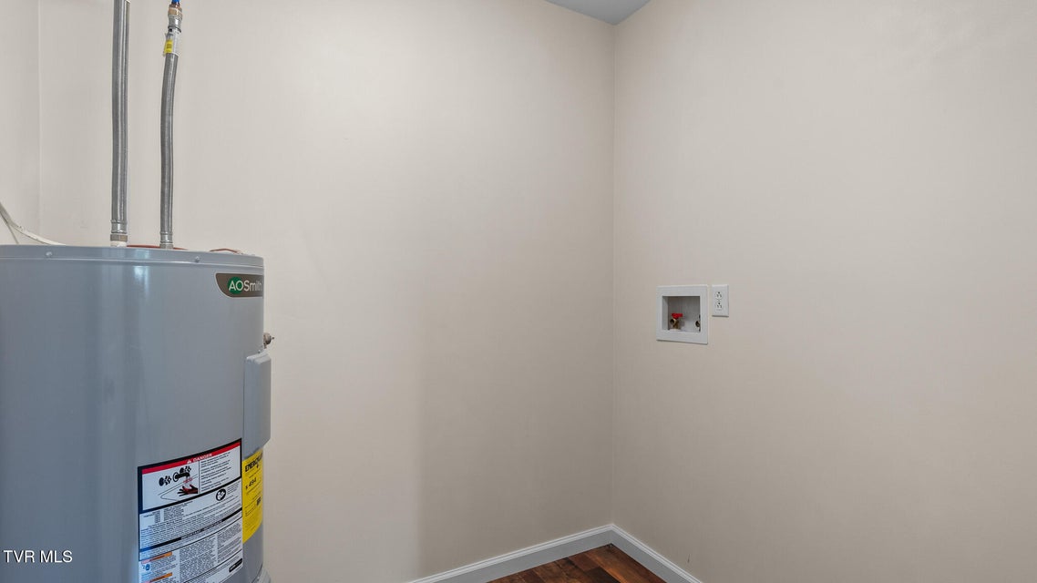 Photo #24: 1302 Chestnut Street
