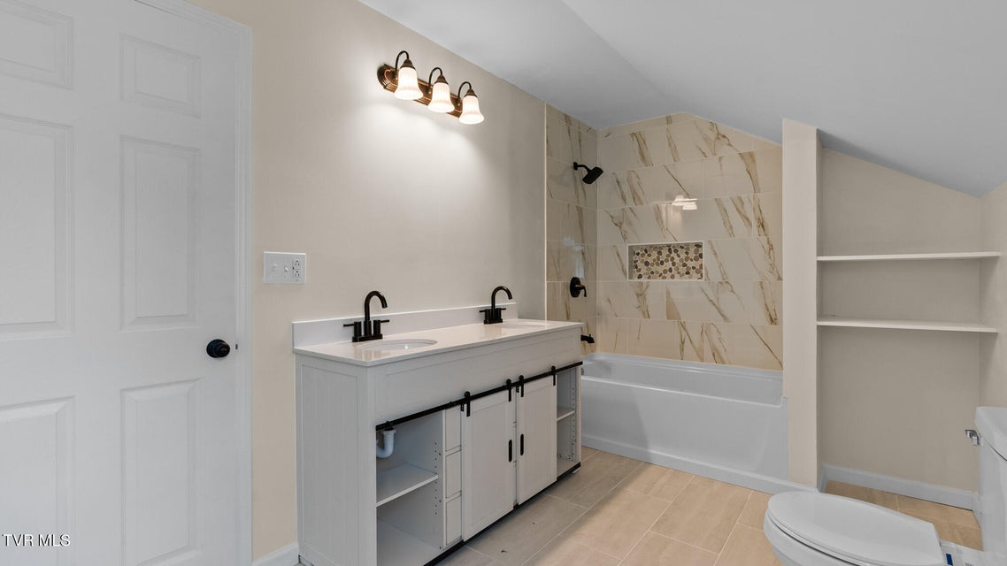 Photo #27: 1302 Chestnut Street