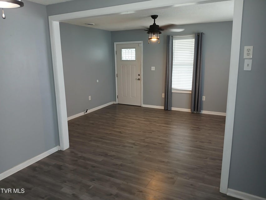 Photo #10: 1318 Willow Street