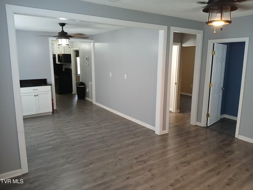 Photo #11: 1318 Willow Street