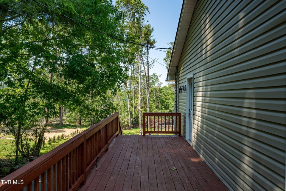 Photo #9: 699 Hemlock Street